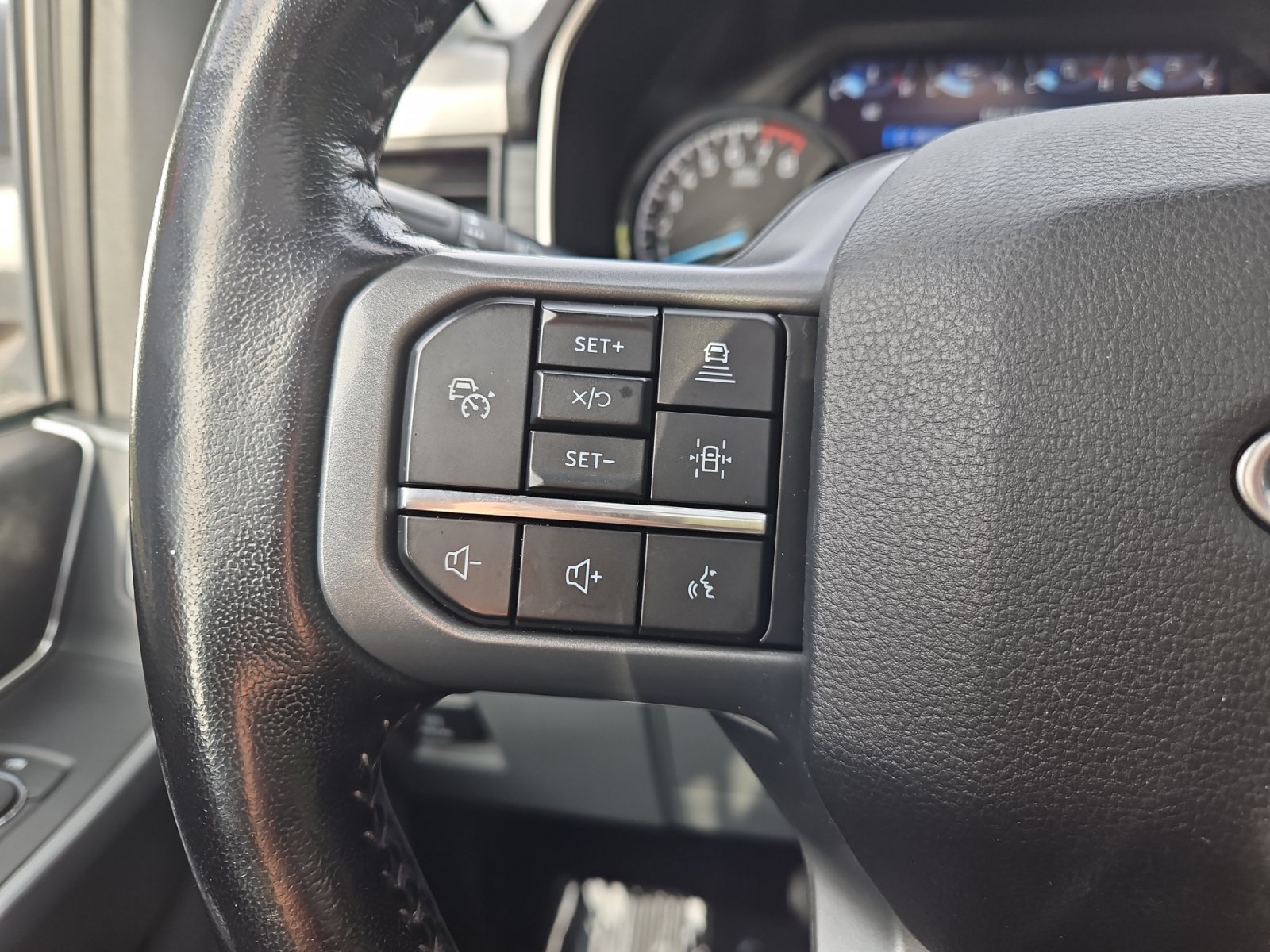 Used 2021 Ford F150 XLT w/ Equipment Group 302A High AWD/4WD image 30