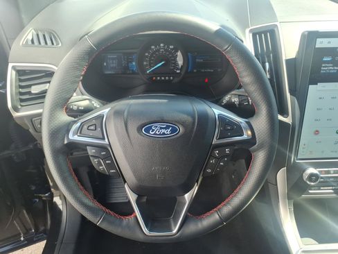 Used 2024 Ford Edge ST-Line image 15