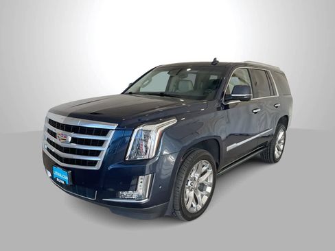 Used 2019 Cadillac Escalade Premium Luxury image 1