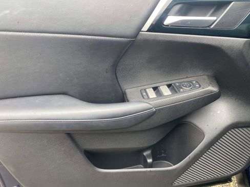 Used 2022 Mitsubishi Outlander SE image 14