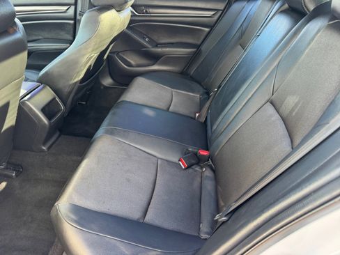 Used 2018 Honda Accord LX image 16