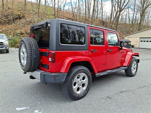Used 2014 Jeep Wrangler Unlimited Sahara w/ Dual Top Group image 12