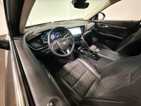 Used 2023 Buick Envision Avenir AWD/4WD image 58