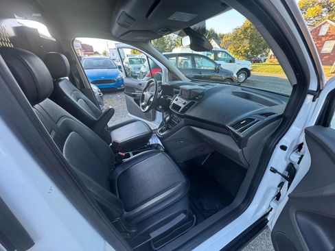 Used 2019 Ford Transit Connect XL image 33