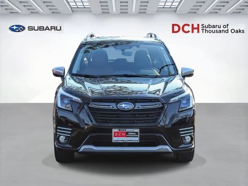 Used 2023 Subaru Forester Touring image 2
