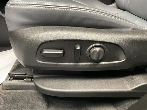 Used 2021 Buick Enclave Essence w/ Sound and Sites Package image 14