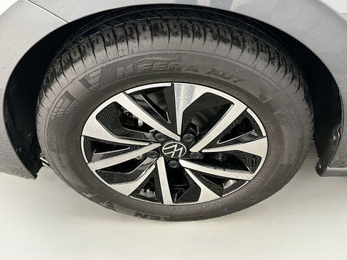 Used 2024 Volkswagen Jetta S image 11