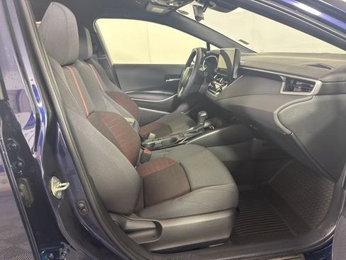 Used 2025 Toyota Corolla SE image 4