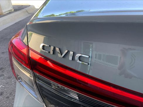 Used 2024 Honda Civic EX image 32