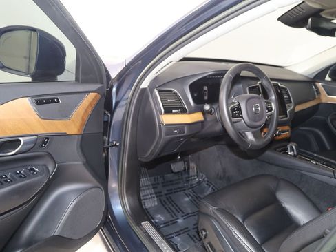 Used 2023 Volvo XC90 B6 Plus w/ Protection Package Premier AWD/4WD image 47