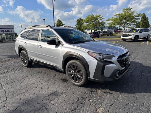 Certified 2025 Subaru Outback Onyx Edition AWD/4WD image 1