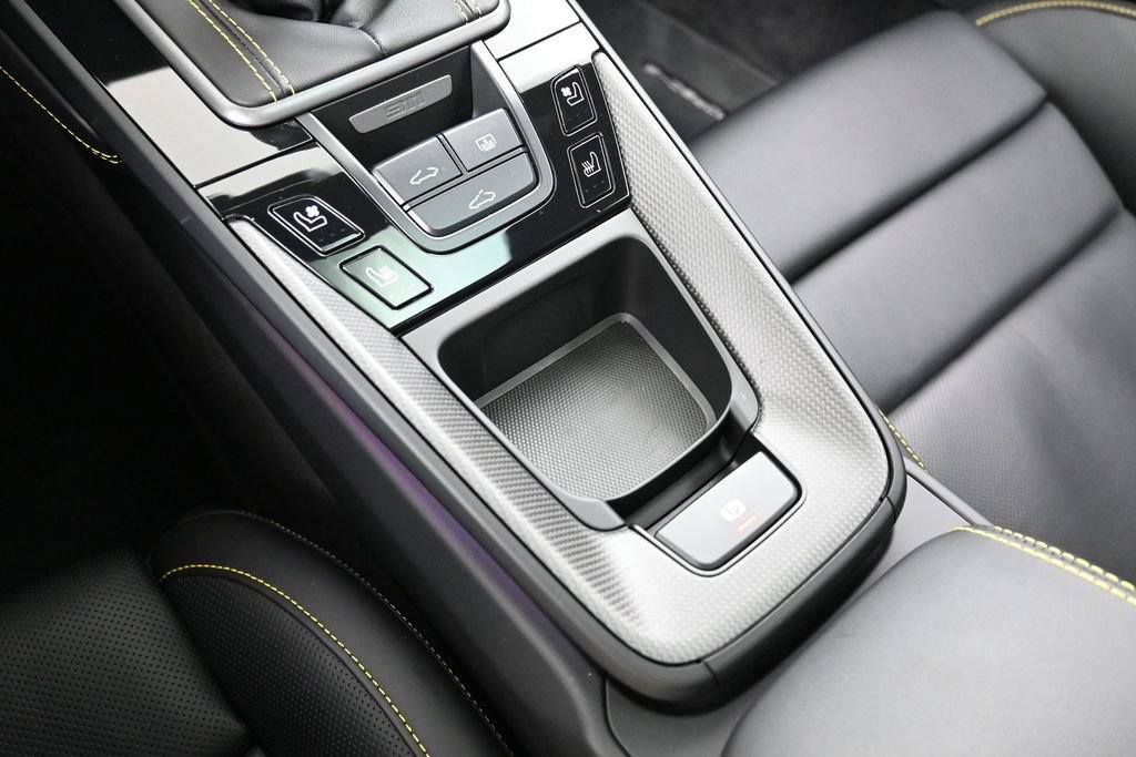 Certified 2023 Porsche 911 Carrera GTS RWD image 22