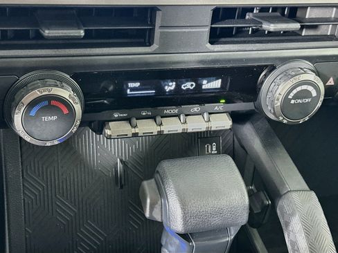 Used 2026 Toyota 4Runner SR5 AWD/4WD image 23