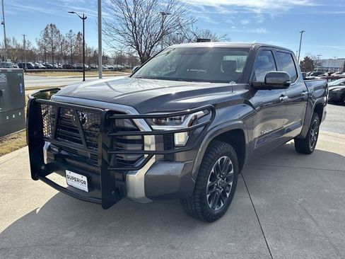 Used 2024 Toyota Tundra Limited image 9