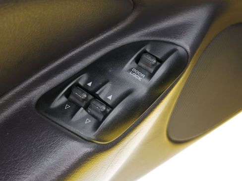 Used 2000 Plymouth Prowler RWD image 15