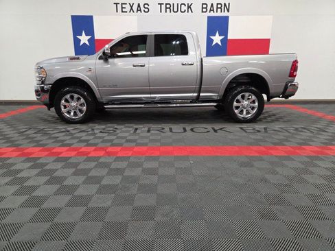 Used 2019 RAM 2500 Laramie AWD/4WD image 1