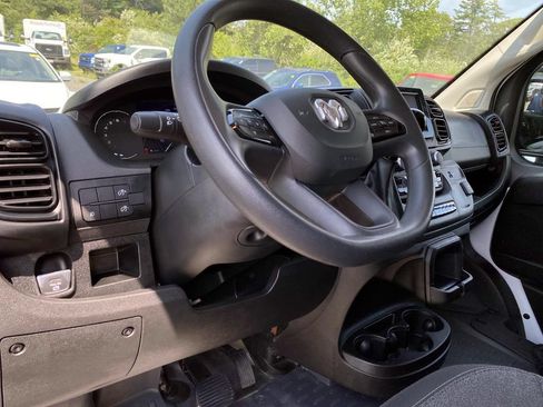 Used 2025 RAM ProMaster 2500 w/ U-Haul Equipment Group FWD image 12