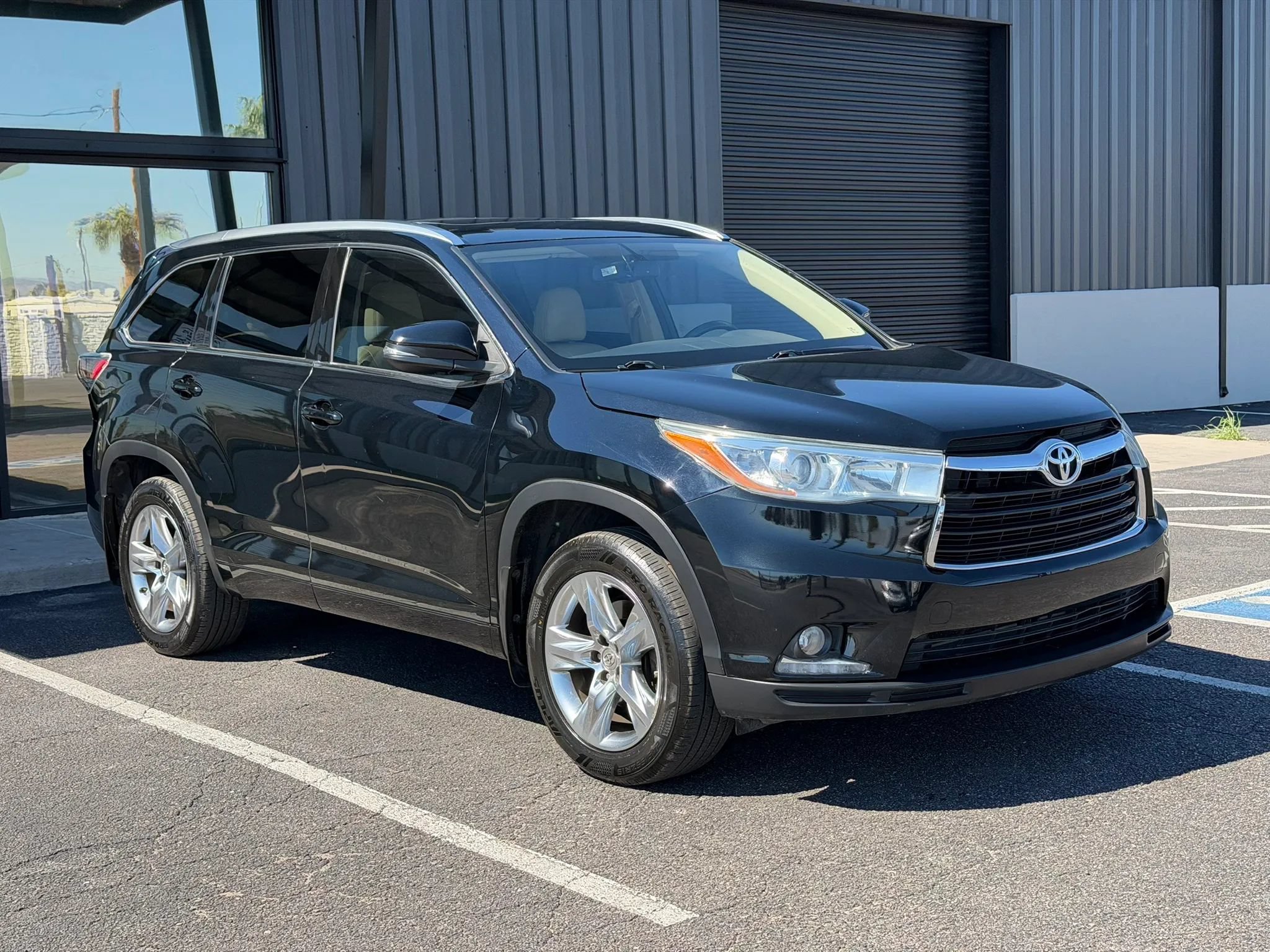 Used 2015 Toyota Highlander Limited AWD/4WD image 13