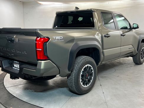 New 2026 Toyota Tacoma TRD Off-Road AWD/4WD image 5
