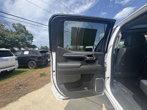 Used 2024 Chevrolet Silverado 1500 LTZ AWD/4WD image 31