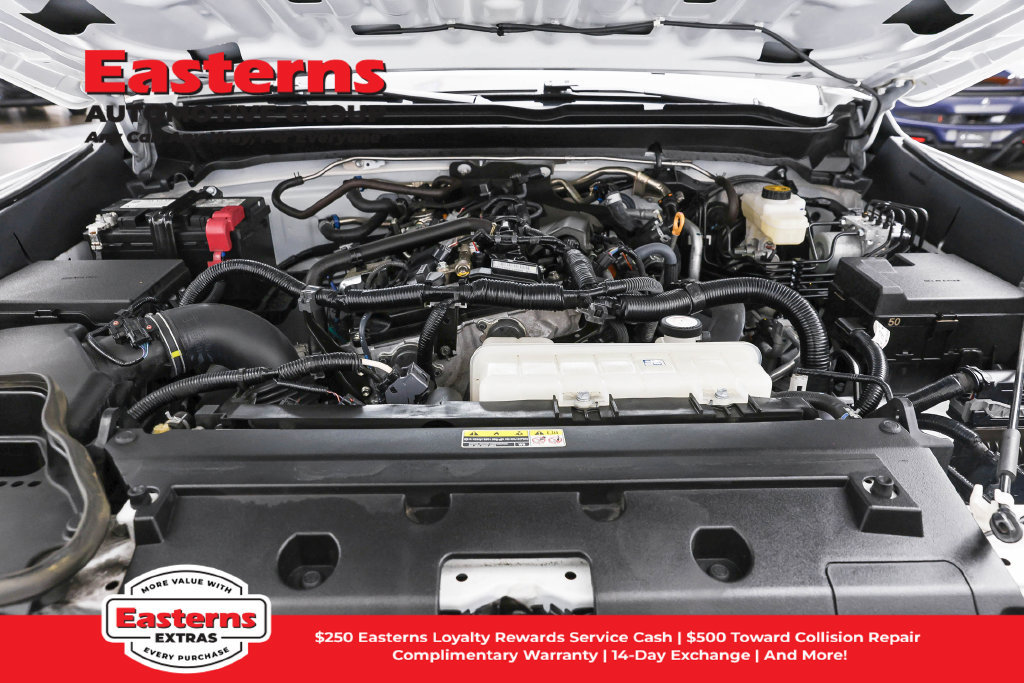 Used 2025 Toyota Tacoma SR RWD image 8