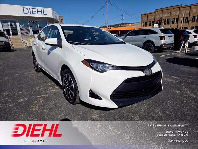 Used 2018 Toyota Corolla LE FWD image 1