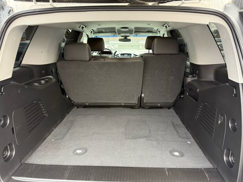 Used 2019 Chevrolet Tahoe 4WD image 12