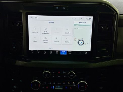 Used 2025 Ford F350 Platinum w/ FX4 Off-Road Package image 43