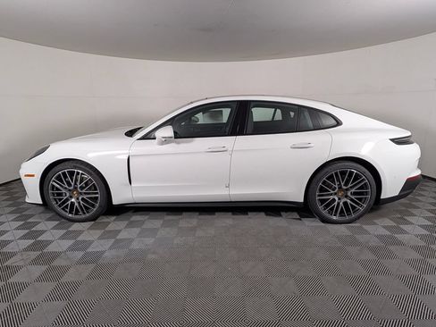 New 2026 Porsche Panamera RWD image 2