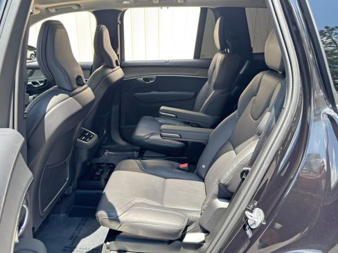 Used 2025 Volvo XC90 B5 Ultra w/ Protection Package Premier AWD/4WD image 47