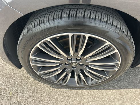 Used 2023 Land Rover Range Rover Velar HST AWD/4WD image 12