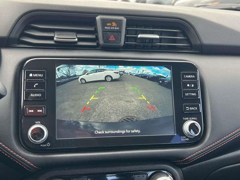 Certified 2025 Nissan Versa SR image 28