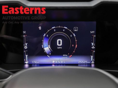 Used 2023 Chevrolet Colorado W/T image 15