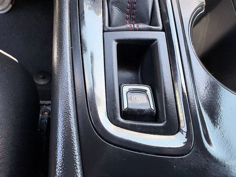 Used 2022 Chevrolet Equinox RS FWD image 22