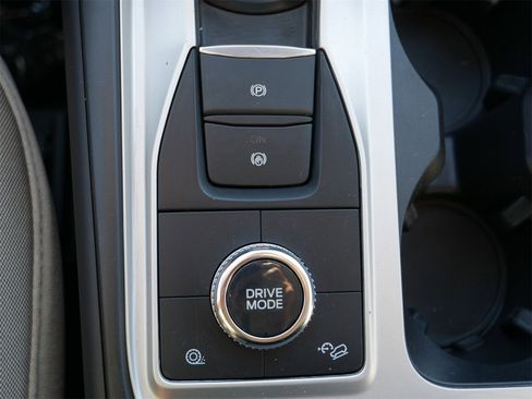 Used 2022 Ford Explorer 4WD image 28