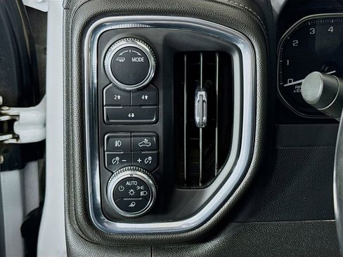 Used 2023 GMC Sierra 3500 SLE w/ SLE Convenience Package AWD/4WD image 10