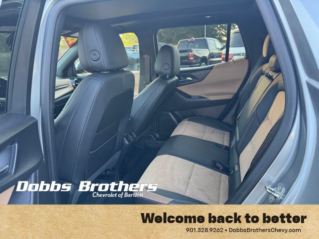Used 2025 Chevrolet Equinox ACTIV AWD/4WD image 33