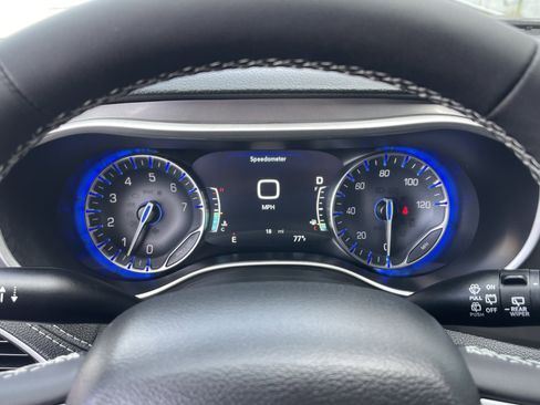 New 2026 Chrysler Pacifica Select image 43