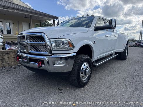 Used 2017 RAM 3500 Laramie AWD/4WD image 2