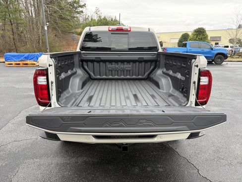 Used 2026 GMC Canyon Denali image 18