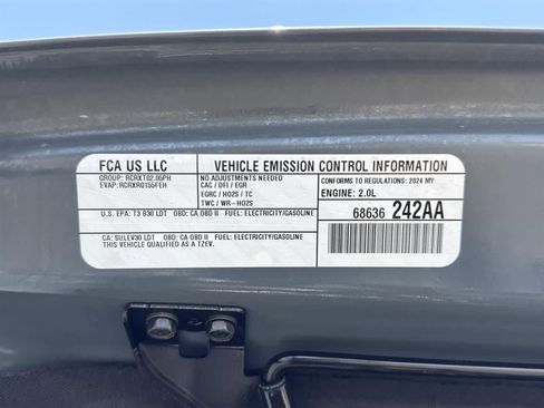 Used 2024 Jeep Wrangler Sahara image 39