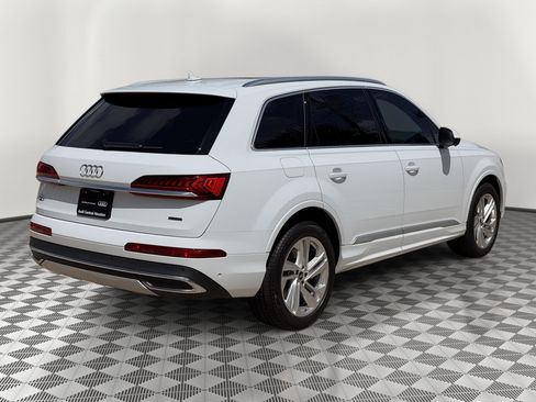 Used 2024 Audi Q7 2.0T Premium Plus w/ Premium Plus Package AWD/4WD image 9