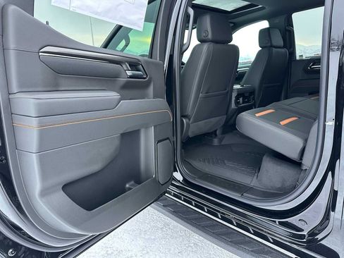 New 2026 GMC Sierra 1500 AT4 w/ AT4 Premium Package image 15