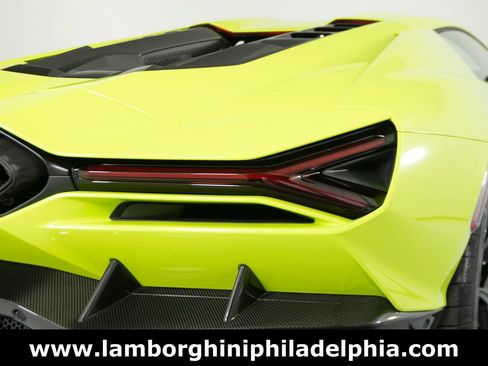Used 2025 Lamborghini Revuelto AWD/4WD image 53
