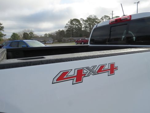 Certified 2020 Chevrolet Colorado LT w/ LT Convenience Package image 14