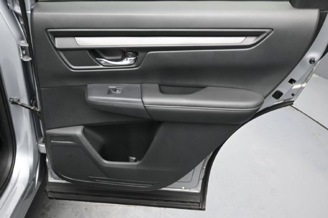 Used 2025 Honda CR-V LX image 15