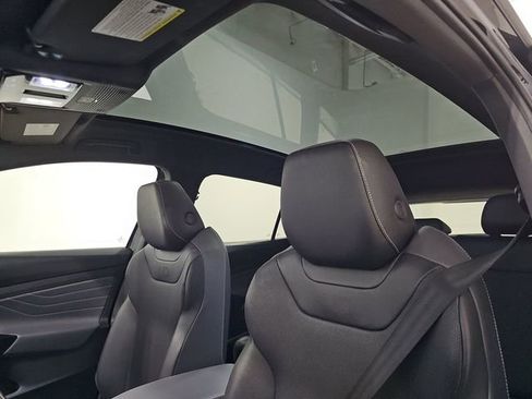 Used 2023 Volkswagen ID.4 Pro S image 13