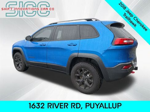 Used 2018 Jeep Cherokee Trailhawk w/ Quick Order Package 25L image 4