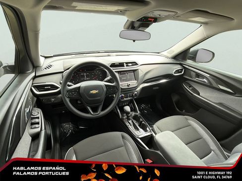 Used 2023 Chevrolet TrailBlazer LS FWD image 26