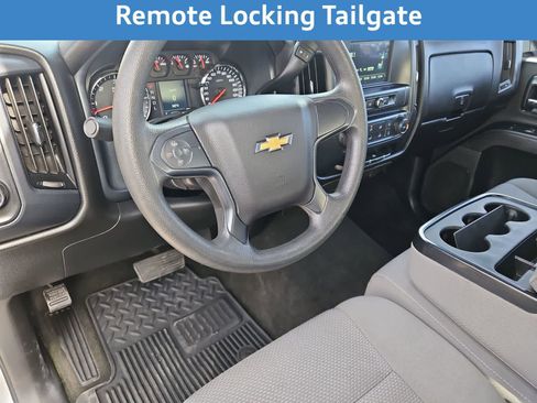 Used 2018 Chevrolet Silverado 1500 Custom w/ Custom Value Package image 12